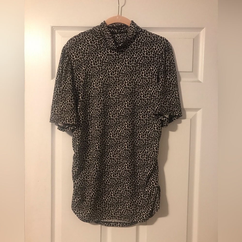 Michael Kors Short Sleeve Ruched Turtleneck Animal Print Top Size OX
